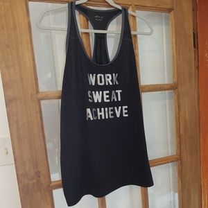 Holographic lettering tank